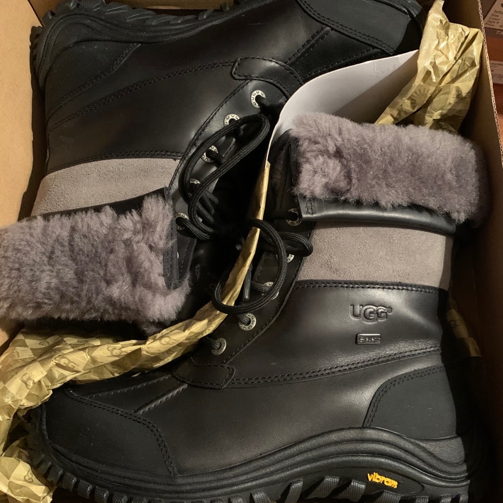 🛑SOLD!!🛑 UGG Adirondack Boots 8.5 Women’s